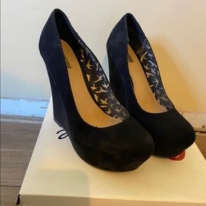 Black Suede Pumps size 7 1/2